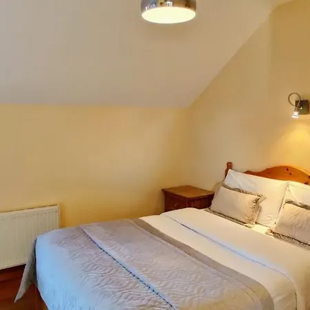 Moynure House Boutique & Separate Two Bedroom Athlone