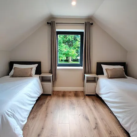 Moynure House Boutique & Separate Two Bedroom 4*