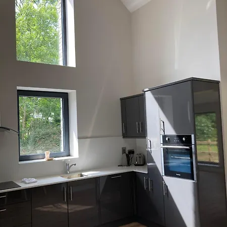 Moynure House Boutique & Separate Two Bedroom Oda ve Kahvaltı 4*