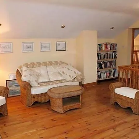 Moynure House Boutique & Separate Two Bedroom 애슬론