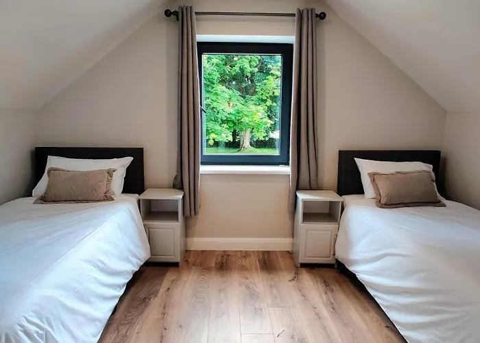 Moynure House Boutique & Separate Two Bedroom 4*