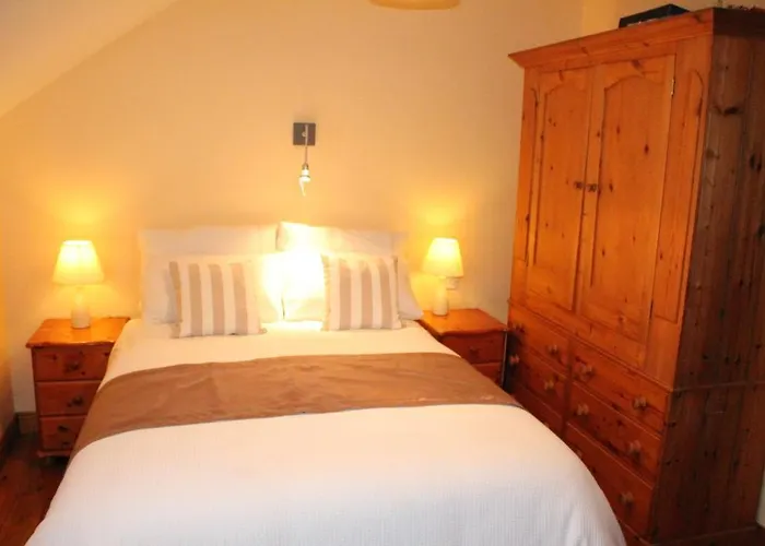 Bed and breakfast Moynure House Boutique & Separate Two Bedroom 4*