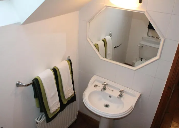 Moynure House Boutique & Separate Two Bedroom Bed and breakfast 4*