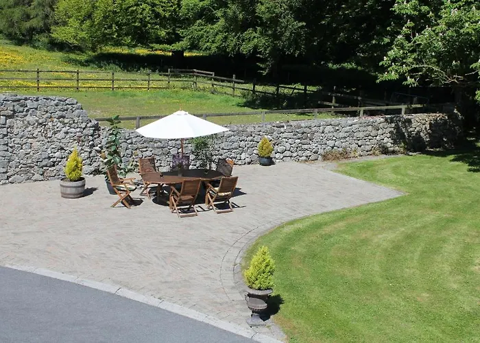 Couette-café Moynure House Boutique B&b&separate Two Bedroom Athlone